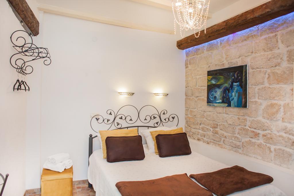 Apartments Laurus Sibenik Exterior photo